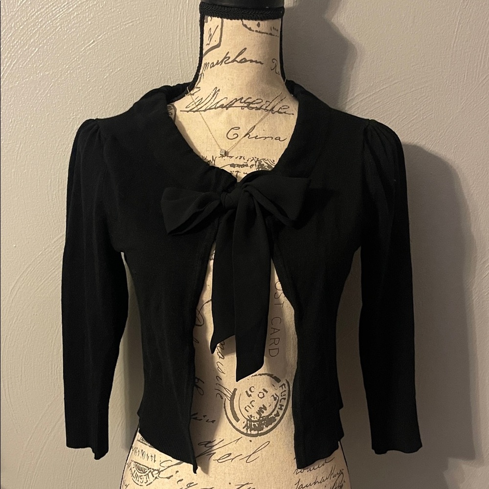 7th Avenue Design Studio Black Bow Front Cropped Cardigan XS NY and Co